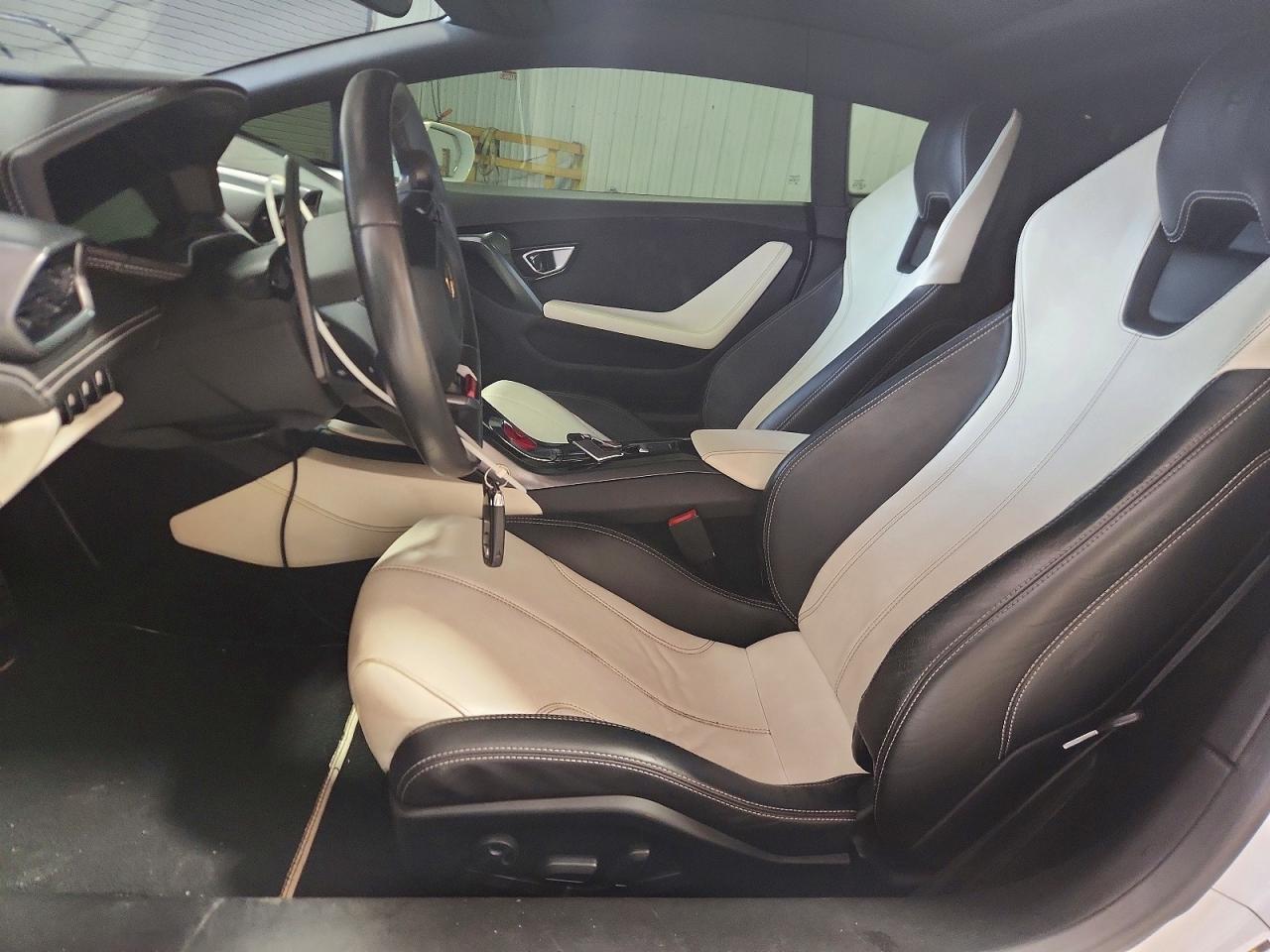 2015 Lamborghini Huracan - zdjęcie 7