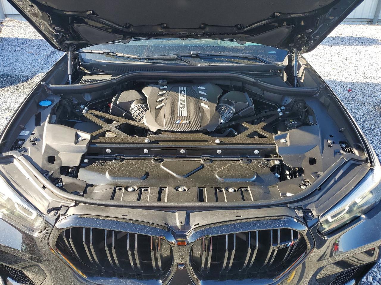 2023 BMW X6 M - zdjęcie 12
