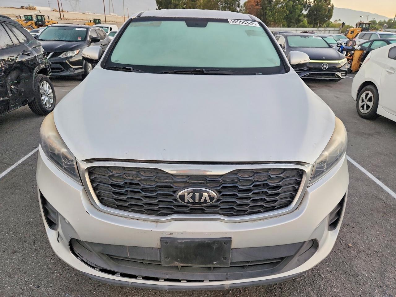 2019 Kia Sorento L - zdjęcie 5