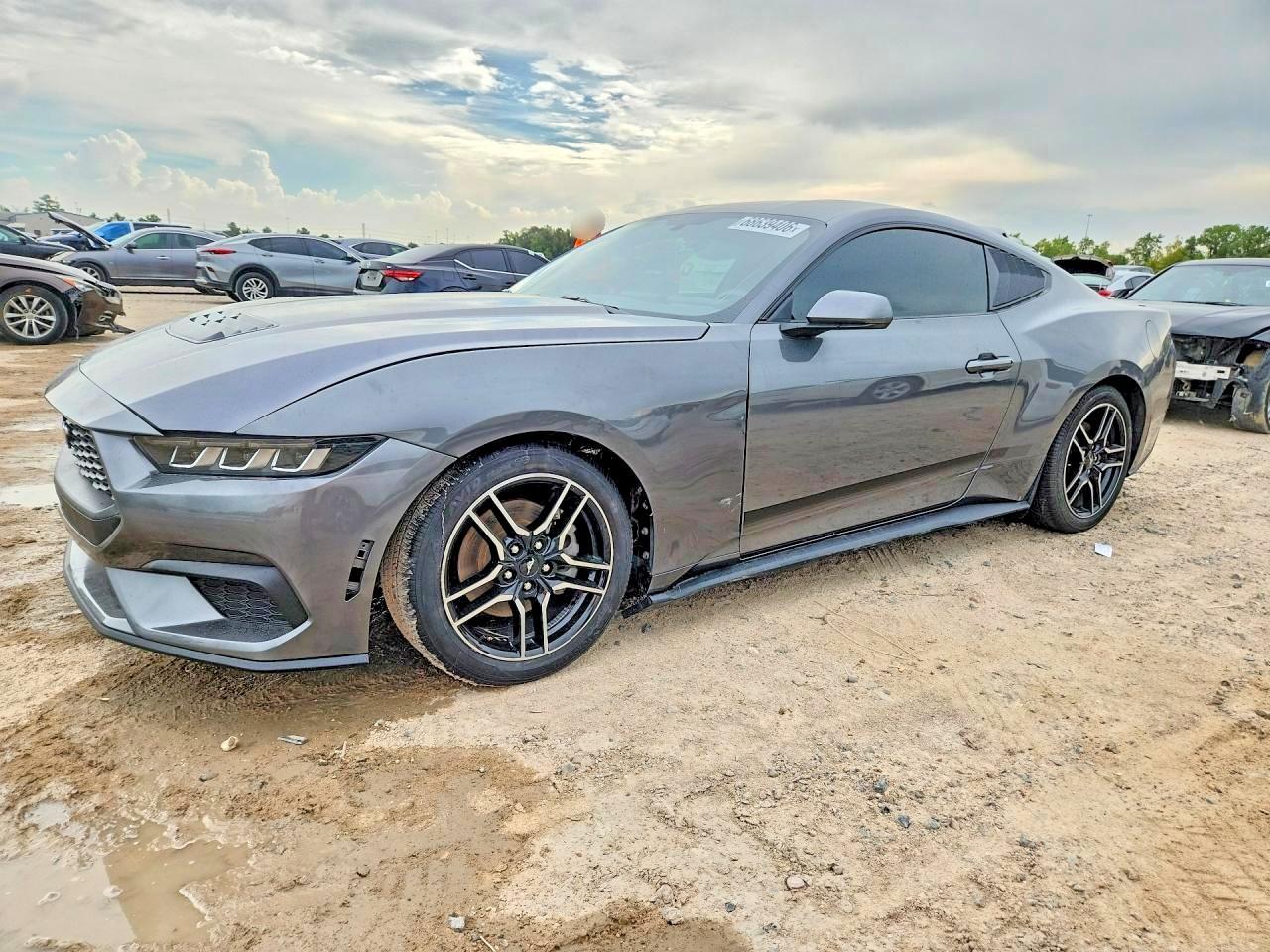 2025 Ford Mustang - zdjęcie główne