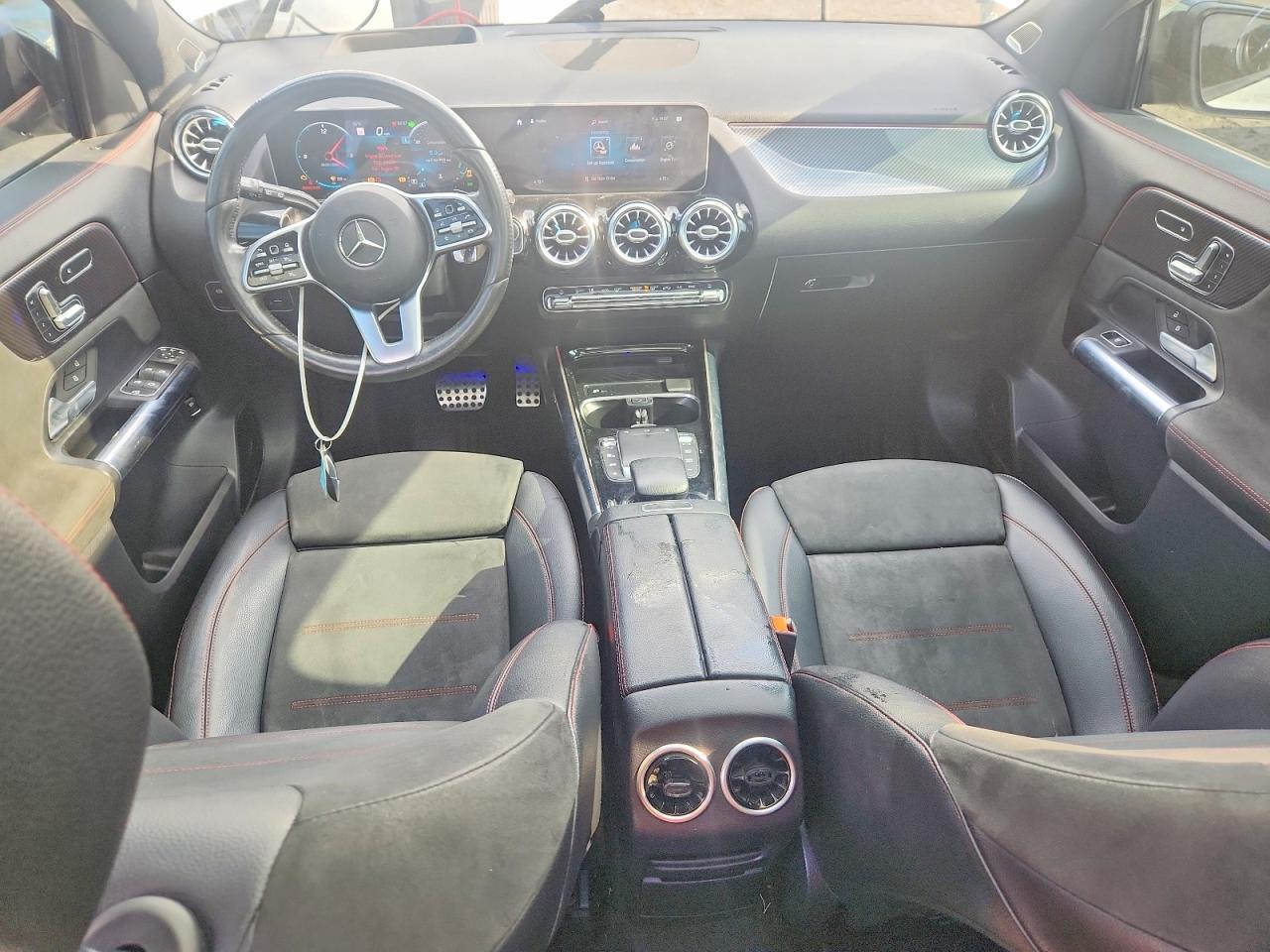2021 Mercedes-Benz Gla 250 4Matic - zdjęcie 8