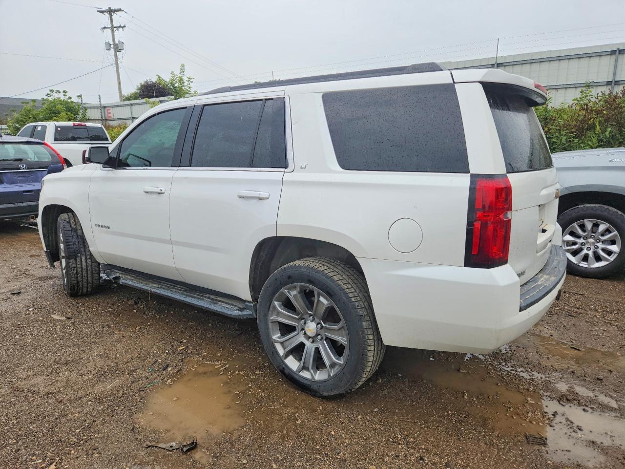 2016 Chevrolet Tahoe K1500 Lt - zdjęcie 2