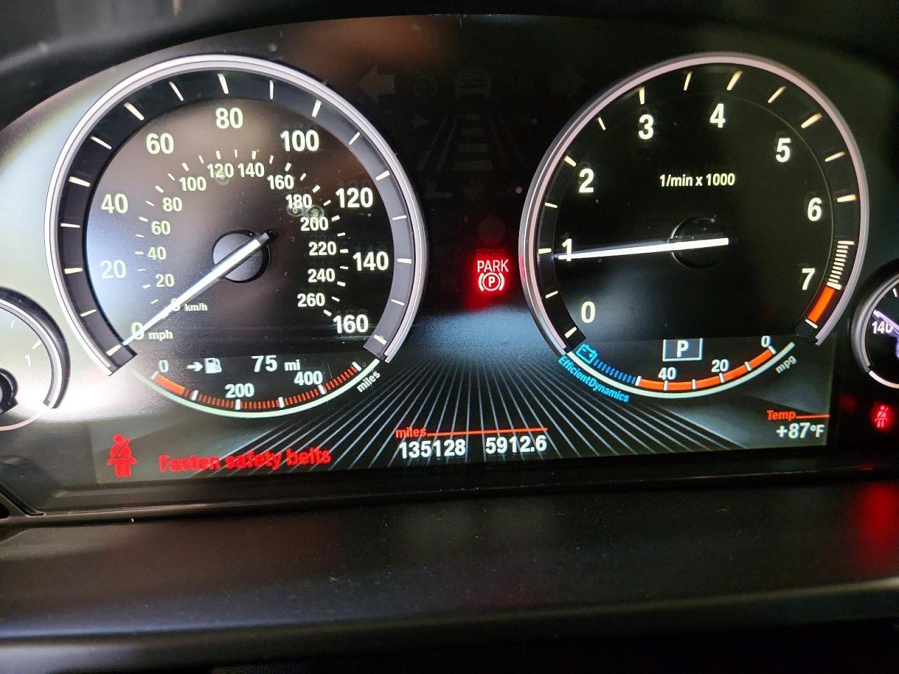 2014 BMW X5 xDrive35I - zdjęcie 9