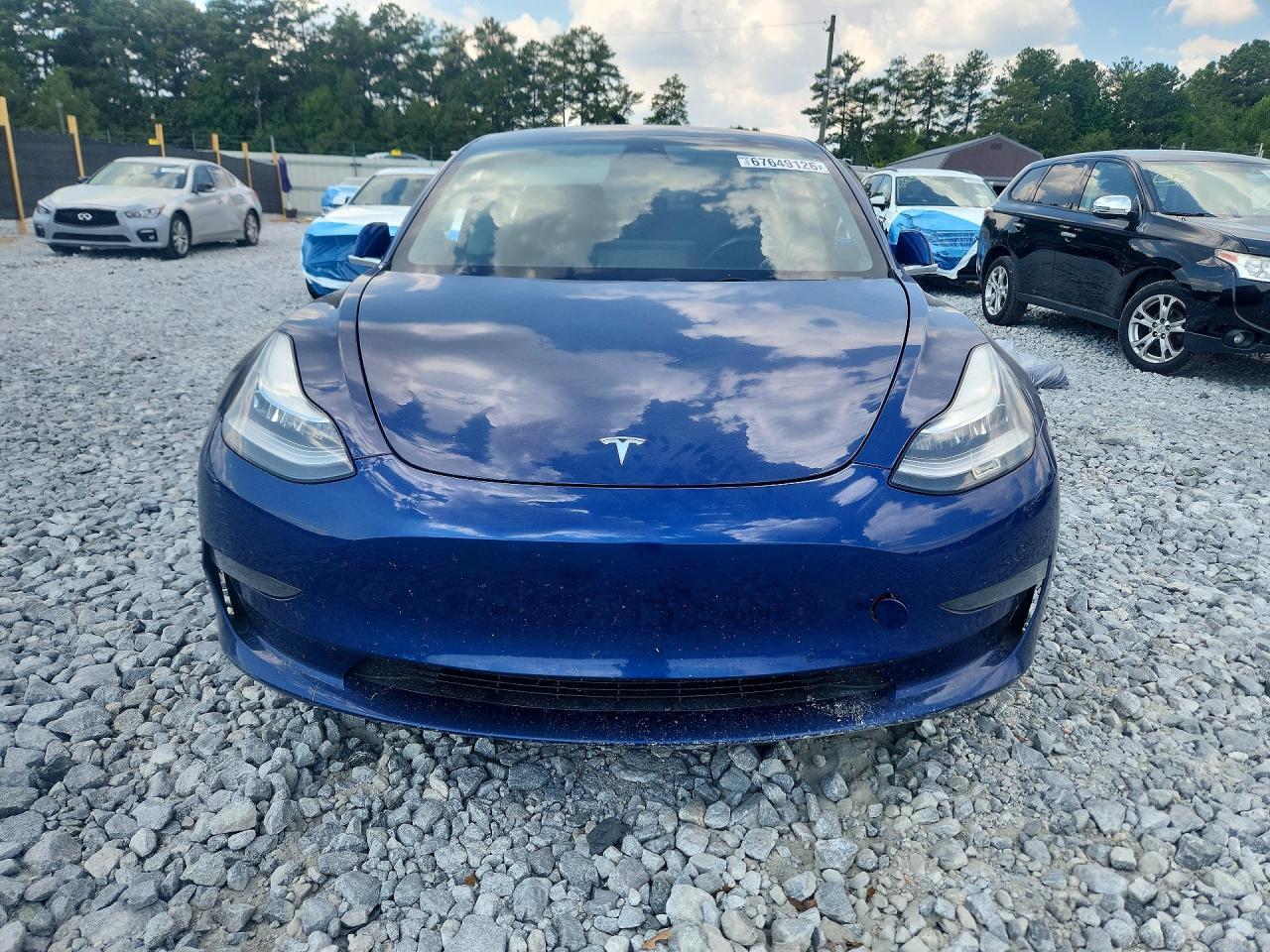 2019 Tesla Model 3 - zdjęcie 5