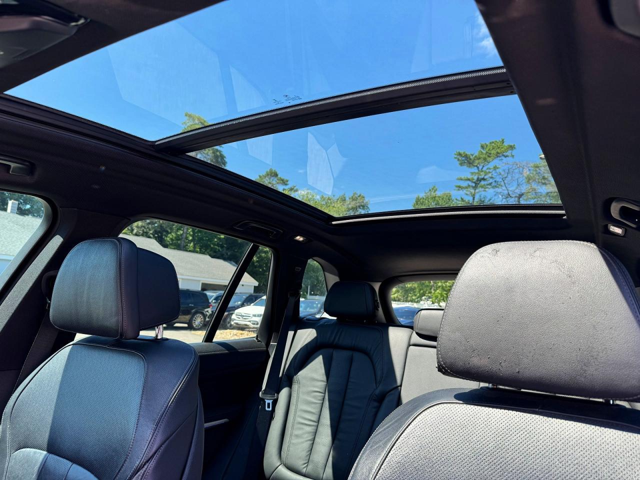 2019 BMW X5 xDrive50I - zdjęcie 9