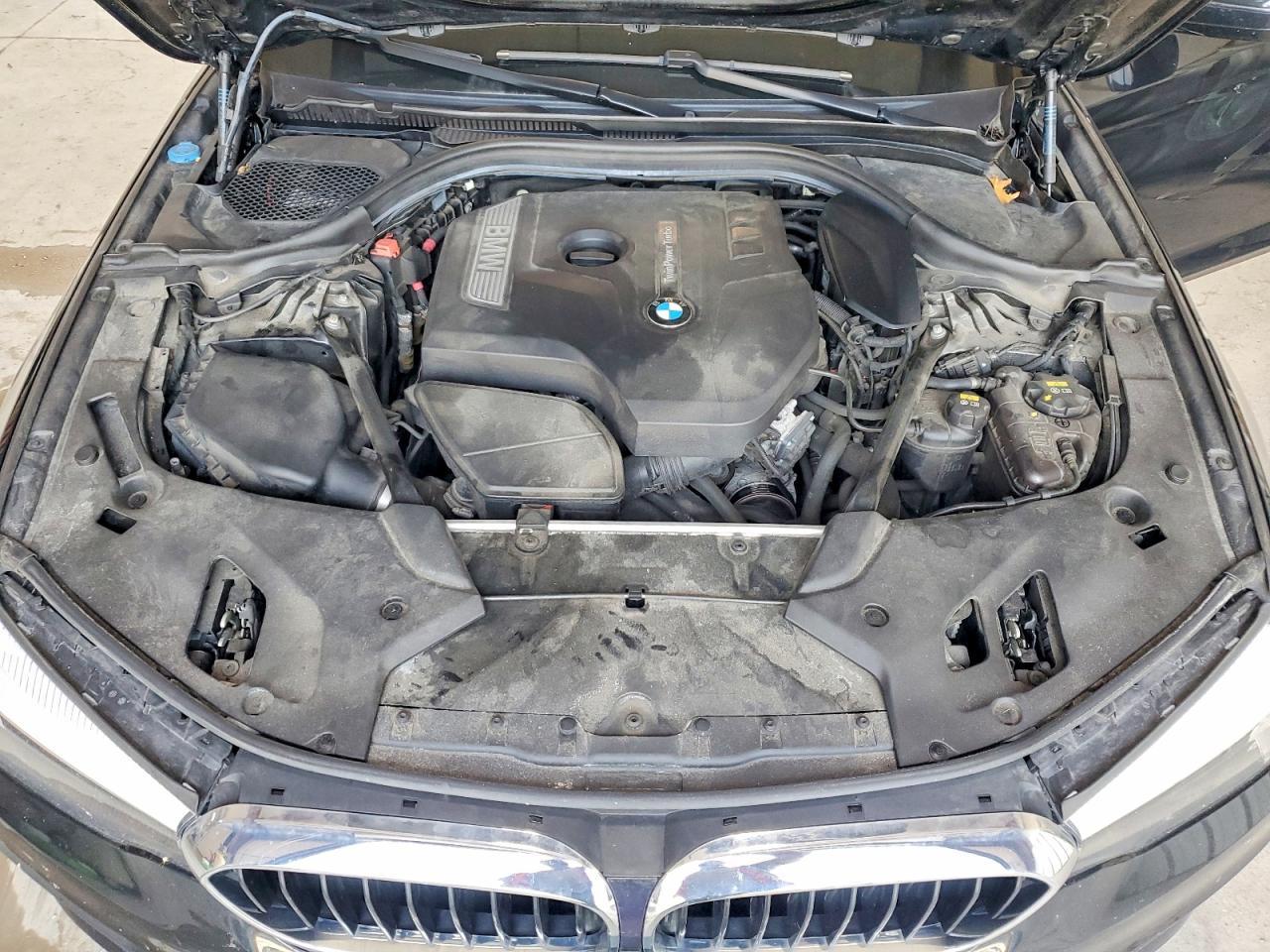 2018 BMW 530 Xi - zdjęcie 11