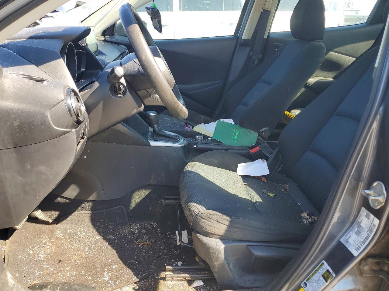 2019 Toyota Yaris L - zdjęcie 7