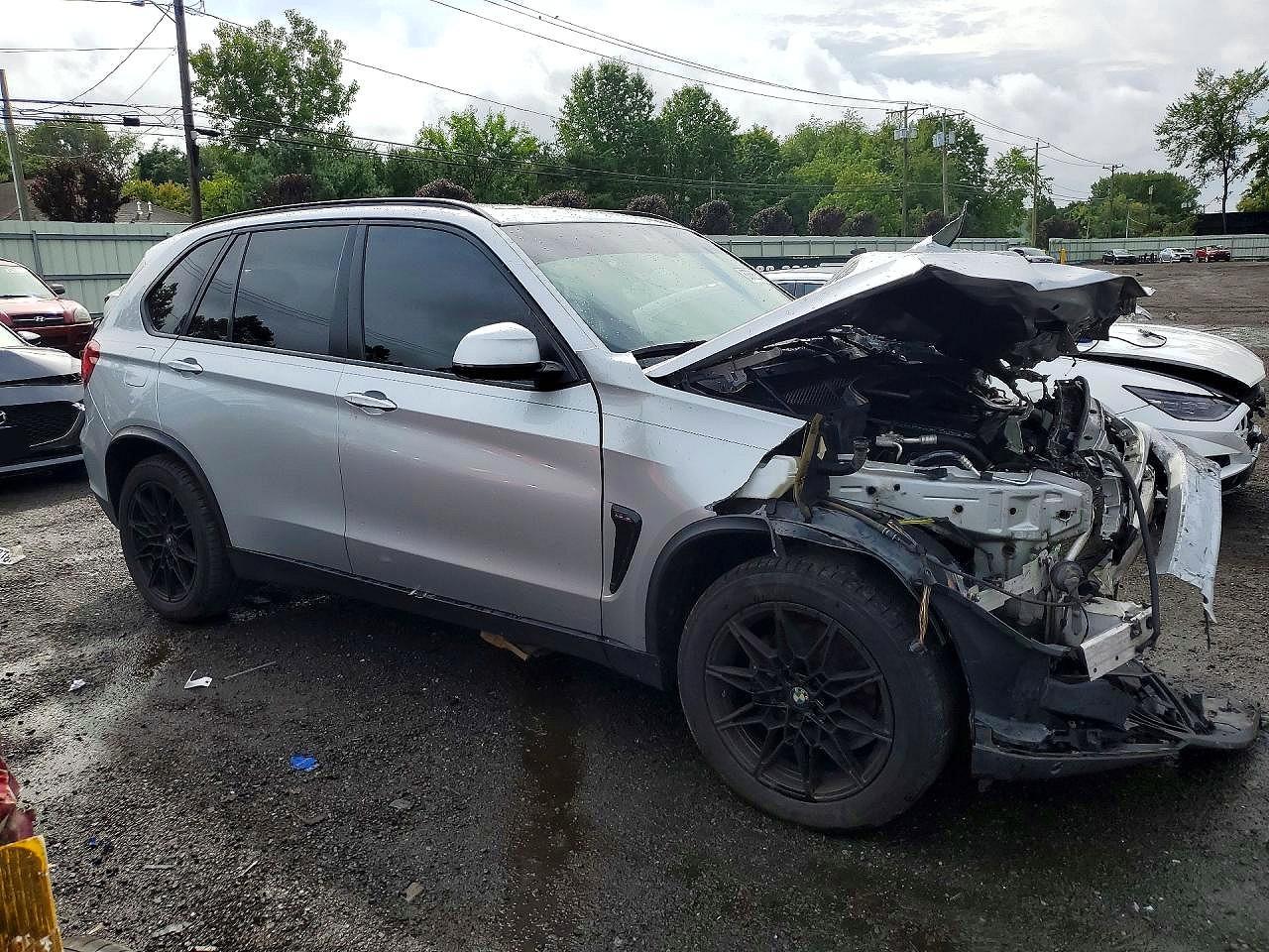 2016 BMW X5 xDrive35I - zdjęcie 4