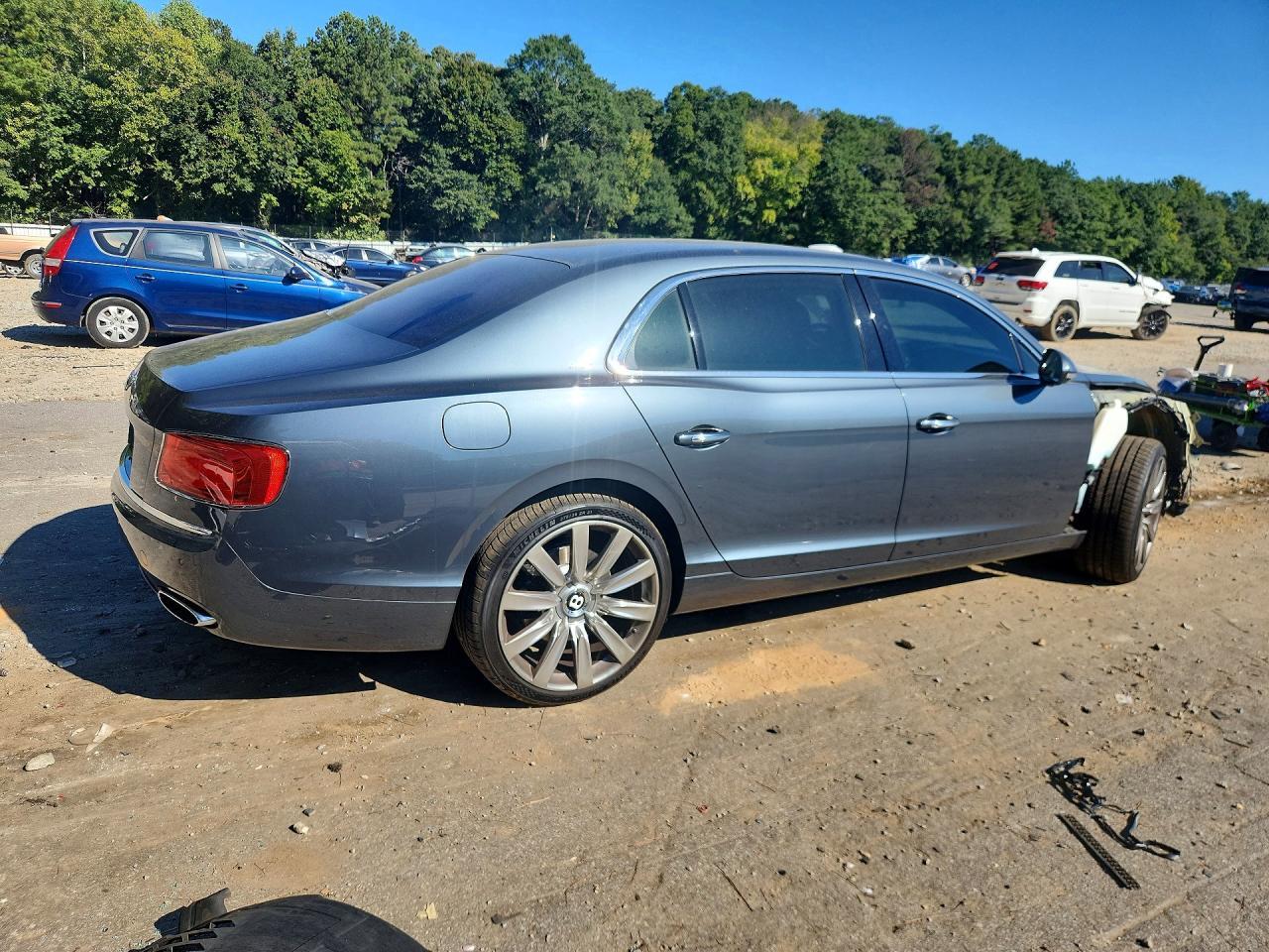 2017 Bentley Flying Spur - zdjęcie 3
