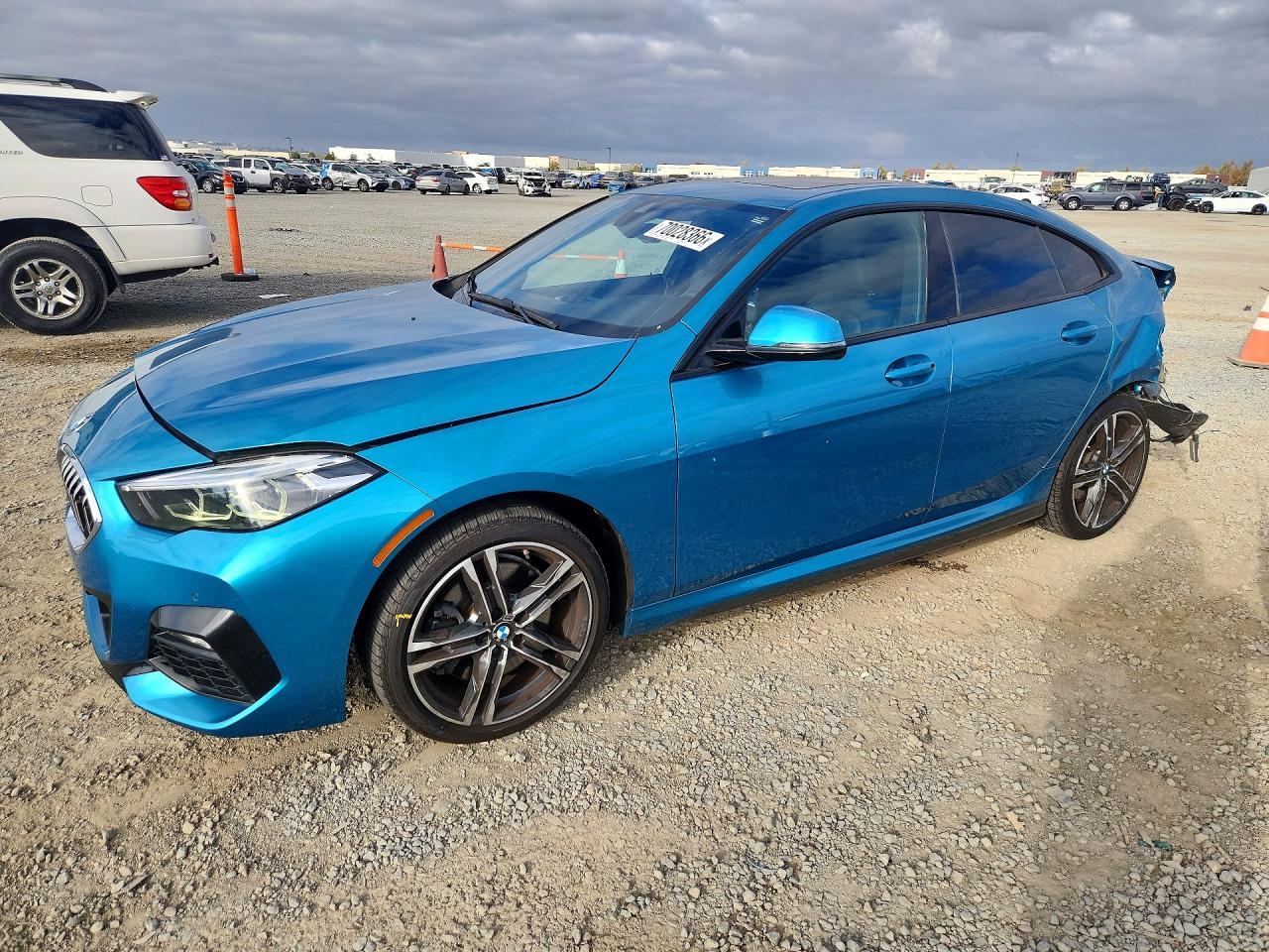 2022 BMW 228I - zdjęcie główne