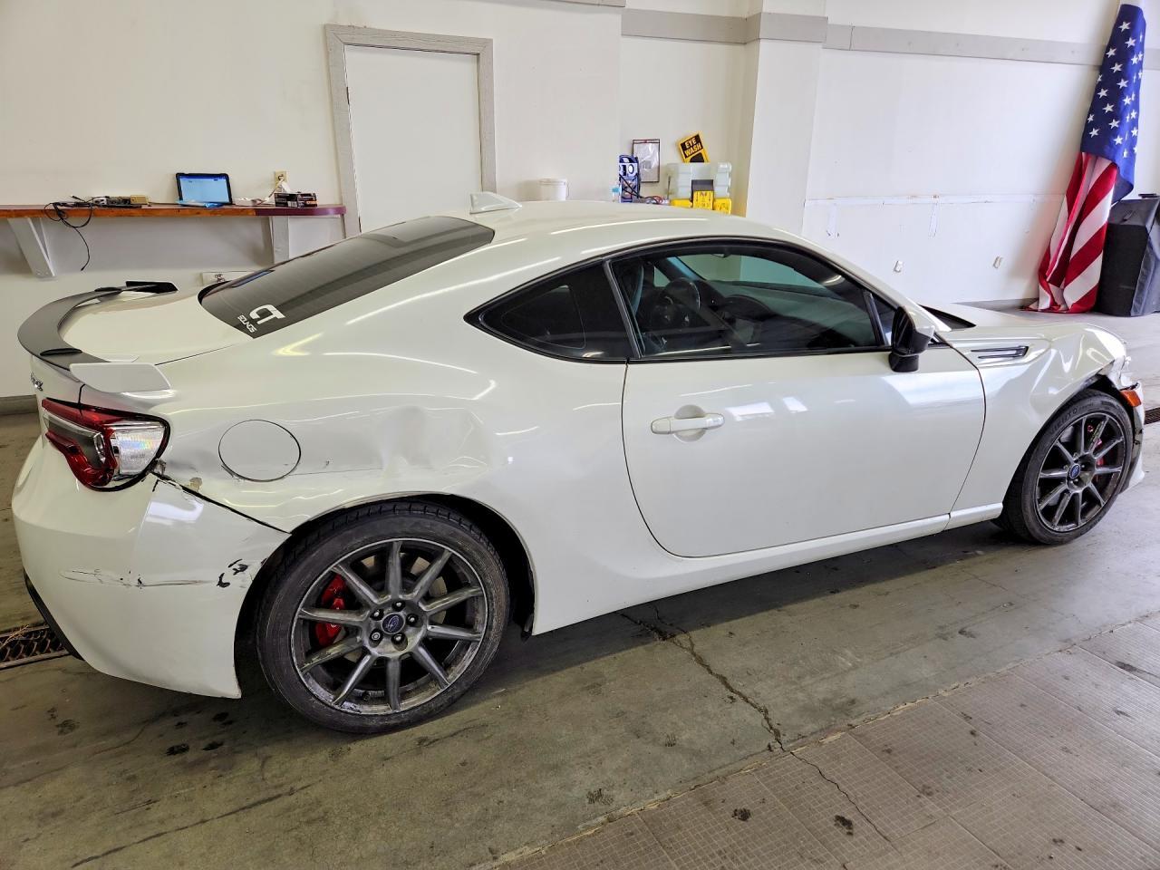 2018 Subaru Brz 2.0 Limited - zdjęcie 3