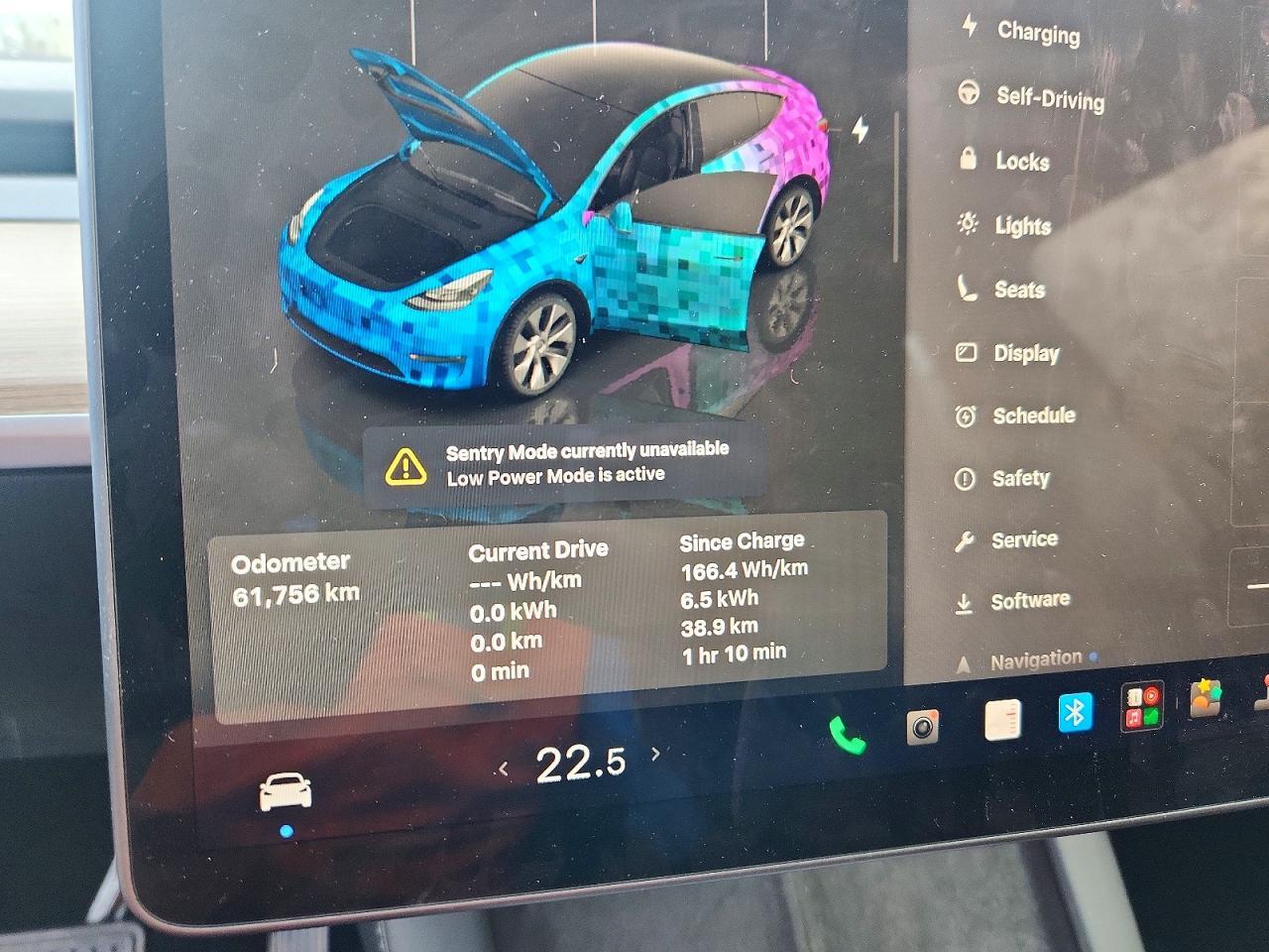 2024 Tesla Model Y - zdjęcie 9