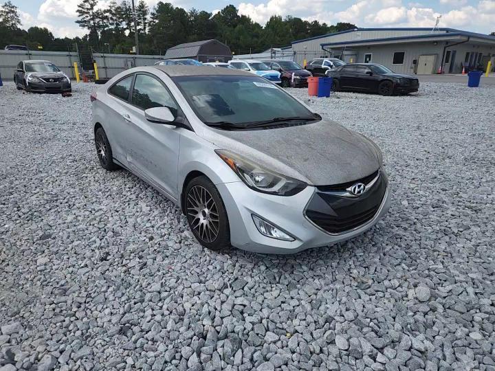 2014 Hyundai Elantra Coupe Base - zdjęcie 13
