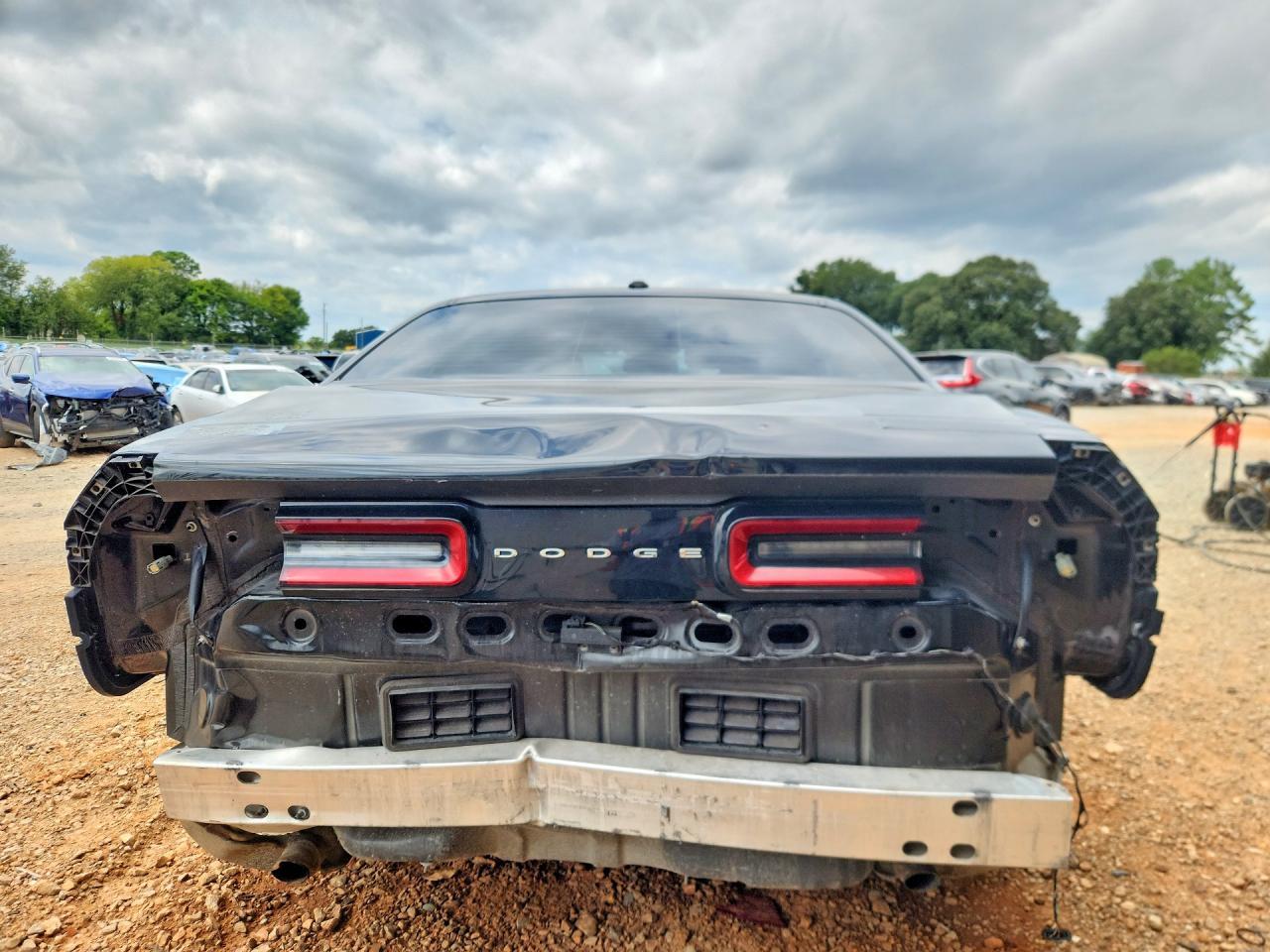 2016 Dodge Challenger Sxt - zdjęcie 6