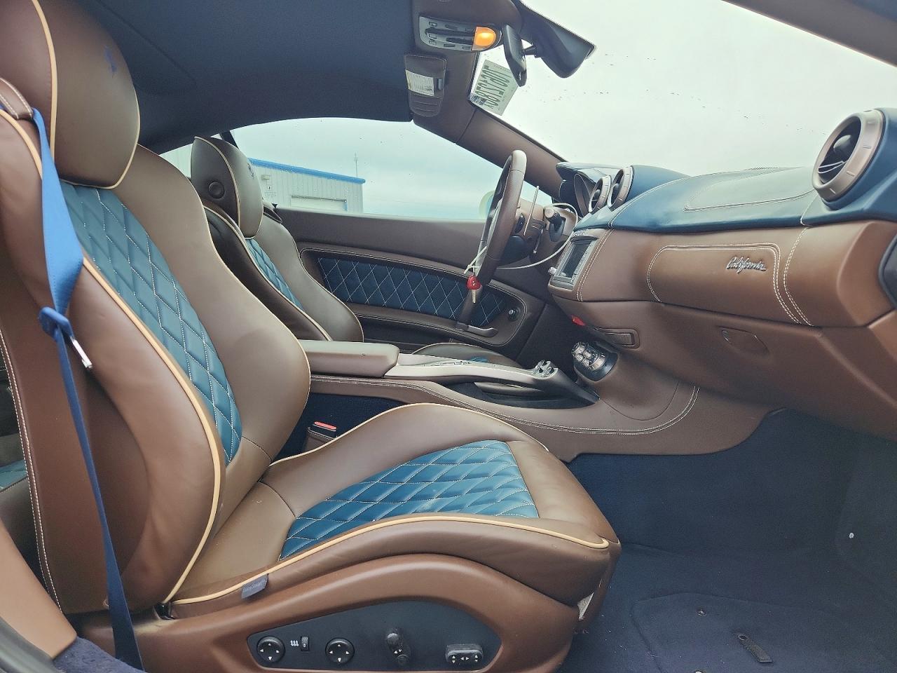 2013 Ferrari California - zdjęcie 10