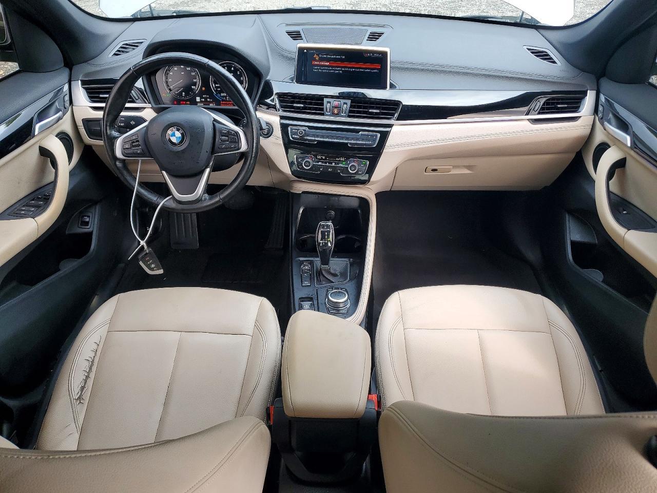 2022 BMW X1 xDrive28I - zdjęcie 8