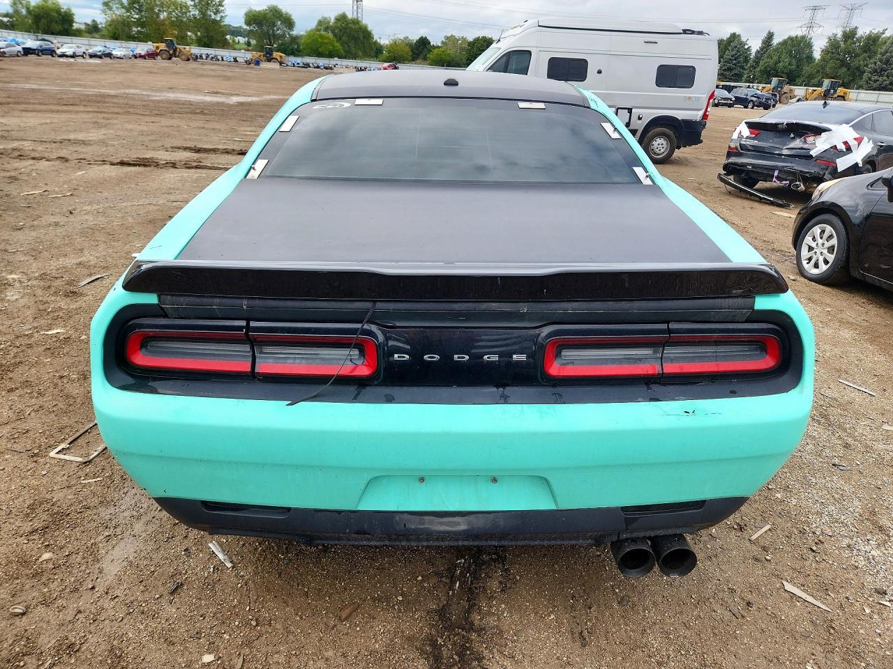 2016 Dodge Challenger Sxt - zdjęcie 6