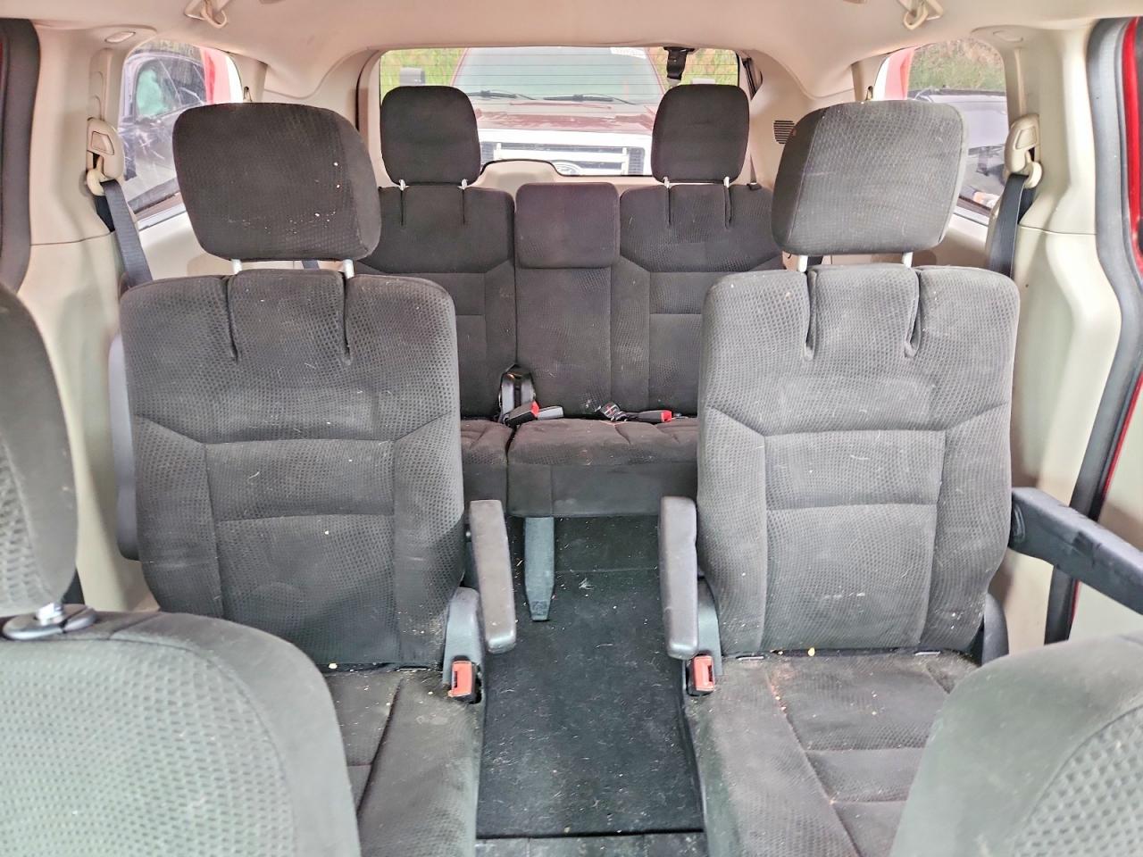 2016 Dodge Grand Caravan Sxt - zdjęcie 10
