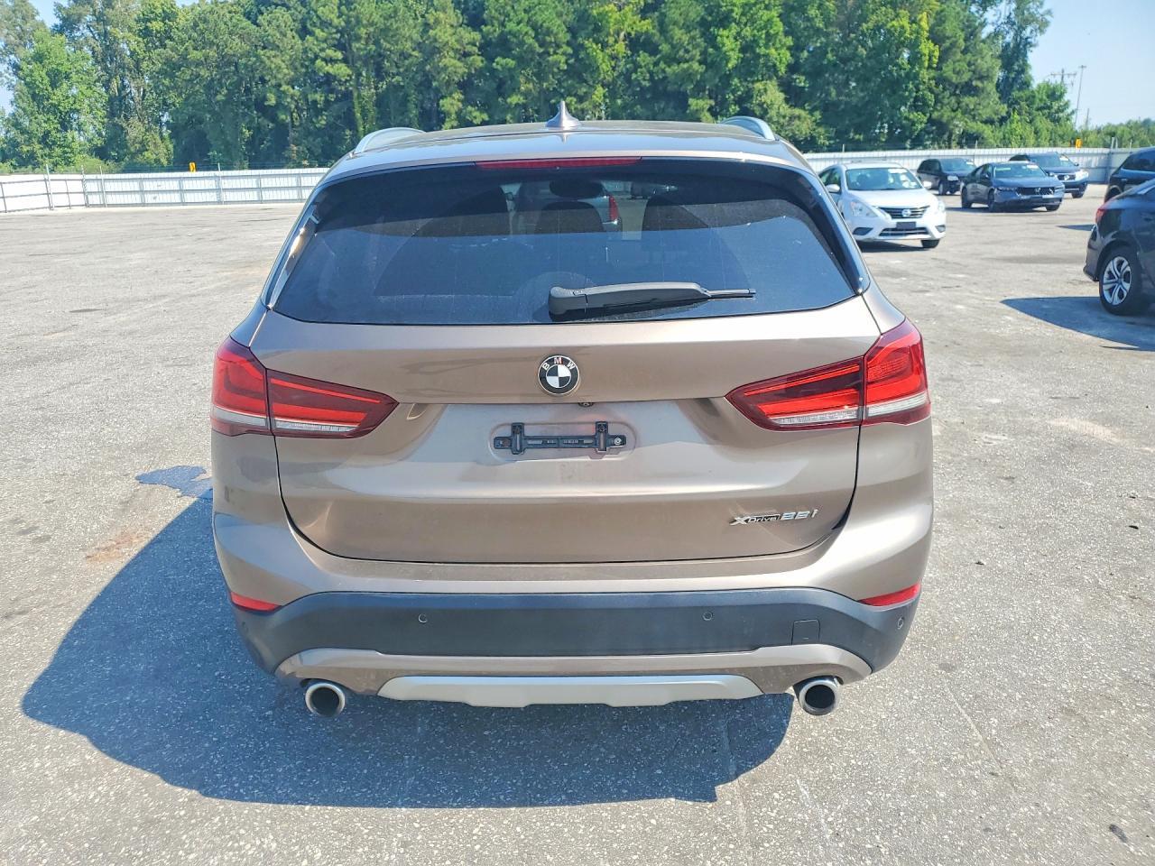 2020 BMW X1 xDrive28I - zdjęcie 6