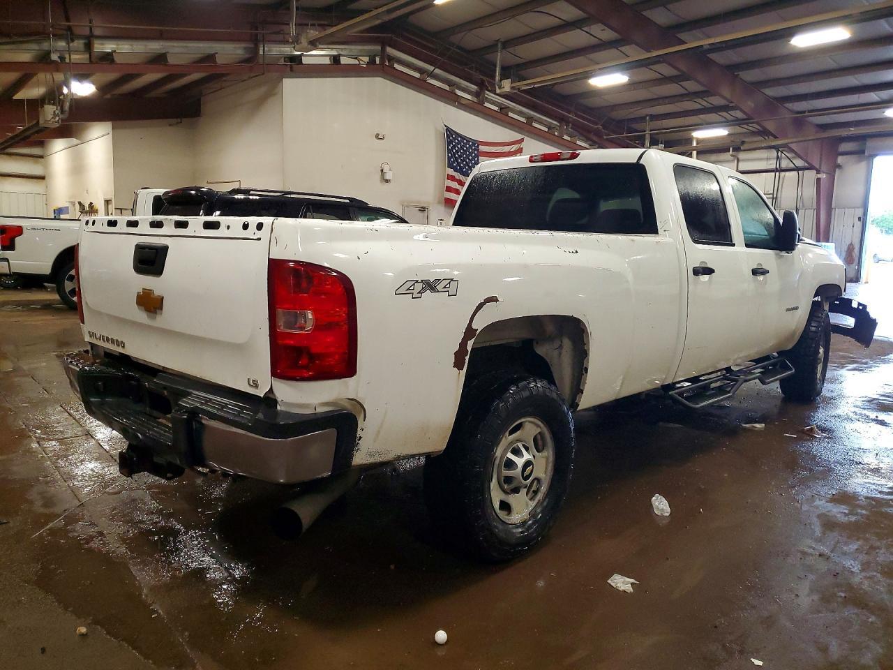 2014 Chevrolet Silverado K2500 Heavy Duty - zdjęcie 3