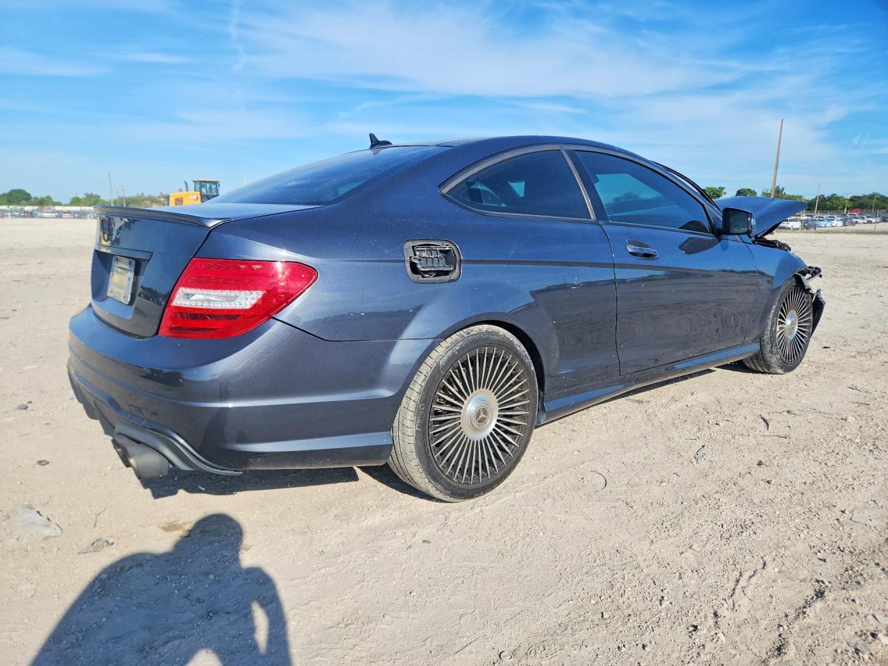 2014 Mercedes-Benz C 250 - zdjęcie 3
