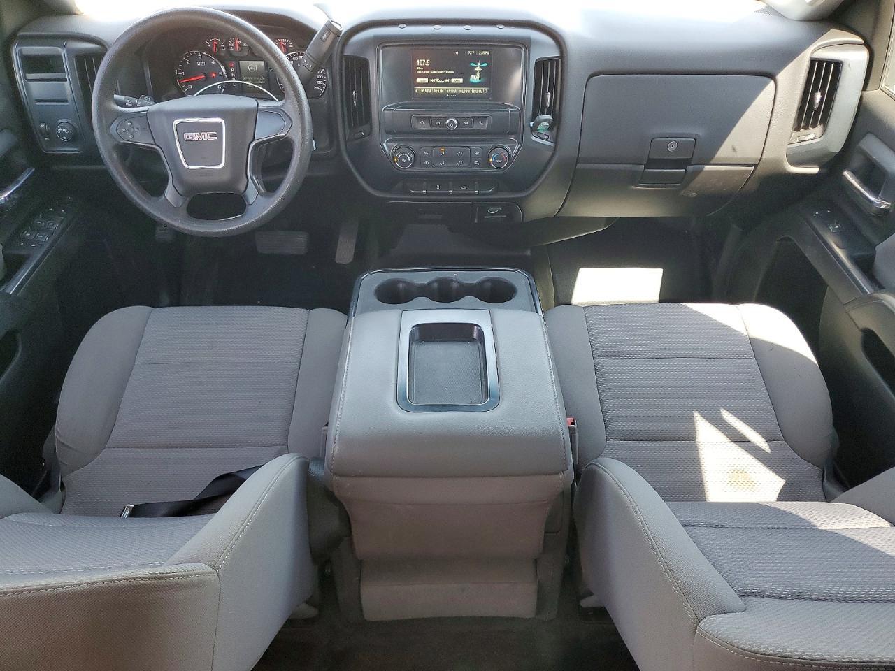 2018 GMC Sierra C1500 - zdjęcie 8
