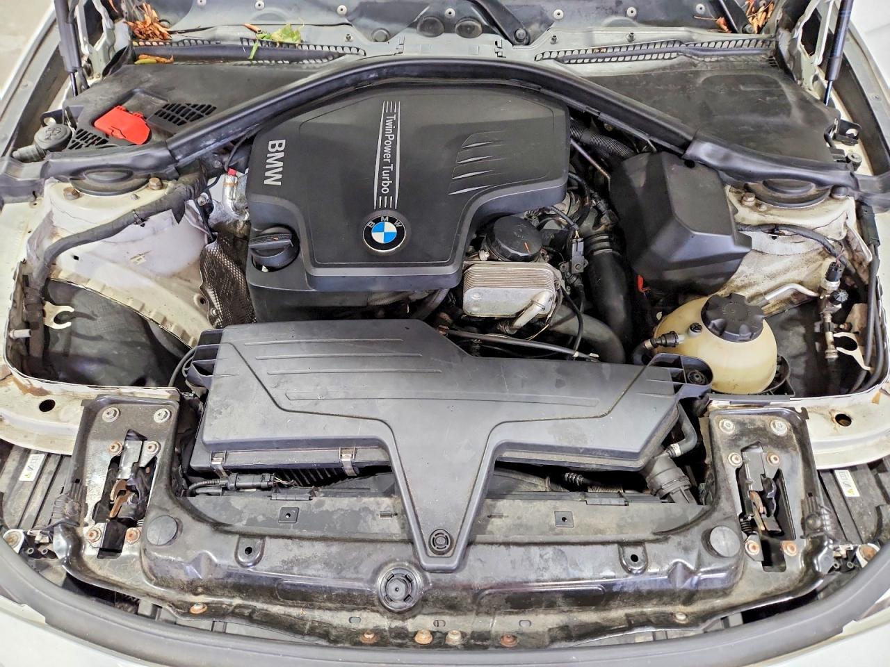 2014 BMW Seria 3 328i - zdjęcie 11