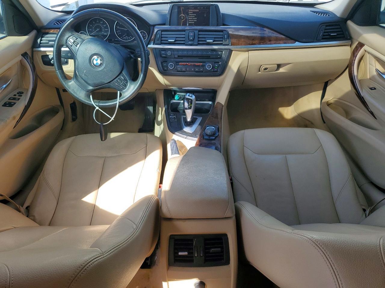 2013 BMW 328 I - zdjęcie 8