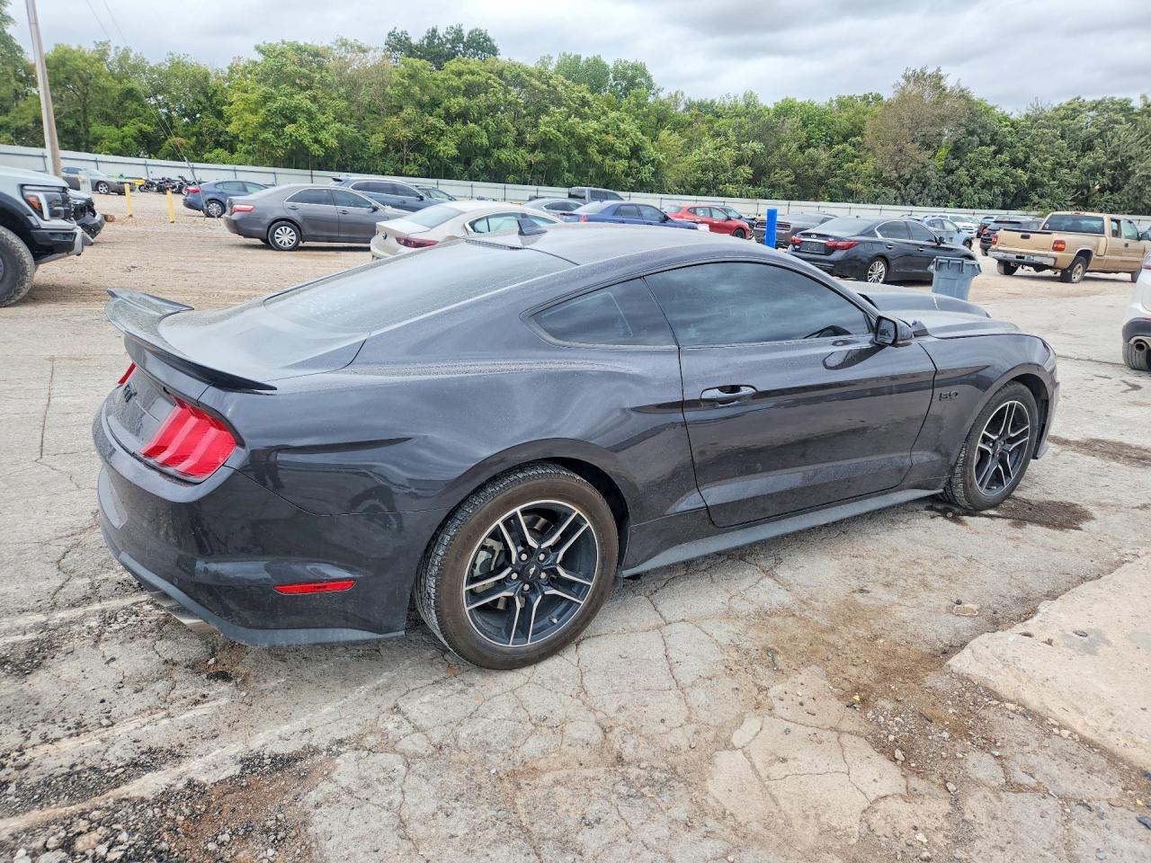2022 Ford Mustang Gt - zdjęcie 3