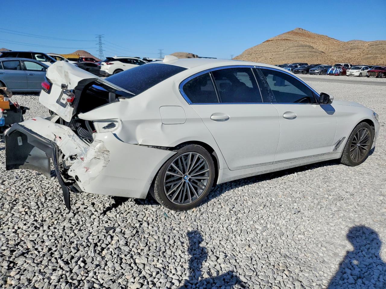 2021 BMW 530 I - zdjęcie 3