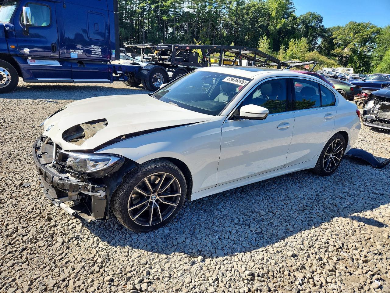 2019 BMW Seria 3 330i - zdjęcie główne