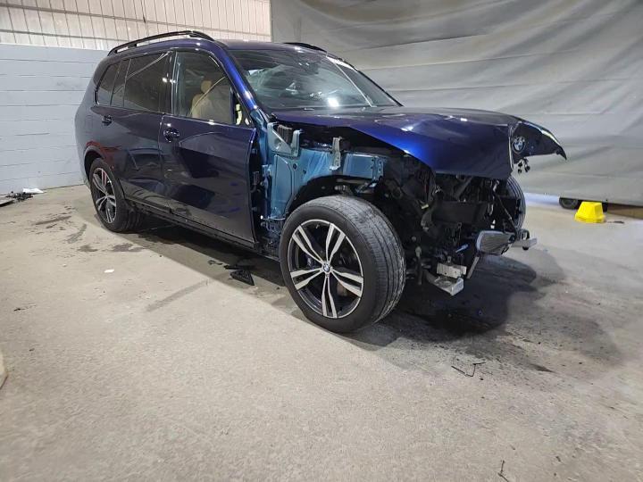 2024 BMW X7 xDrive40I - zdjęcie 15