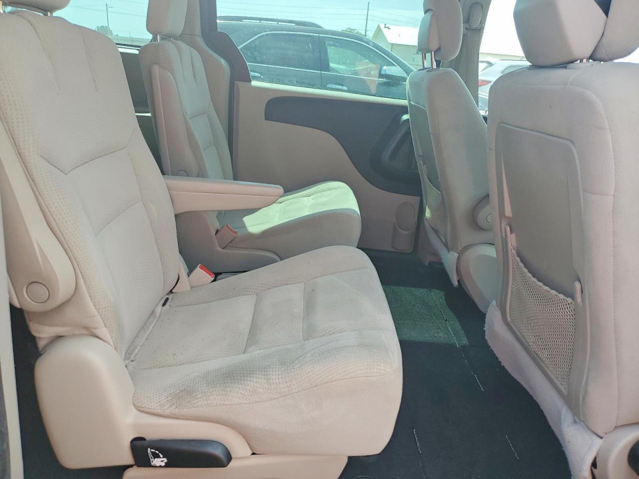 2016 Dodge Grand Caravan Se - zdjęcie 11