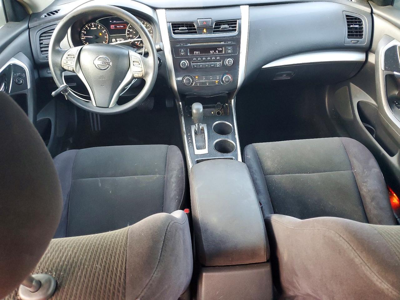 2013 Nissan Altima 2.5 - zdjęcie 8