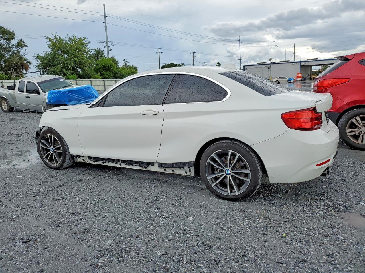 2019 BMW 230I - zdjęcie 2