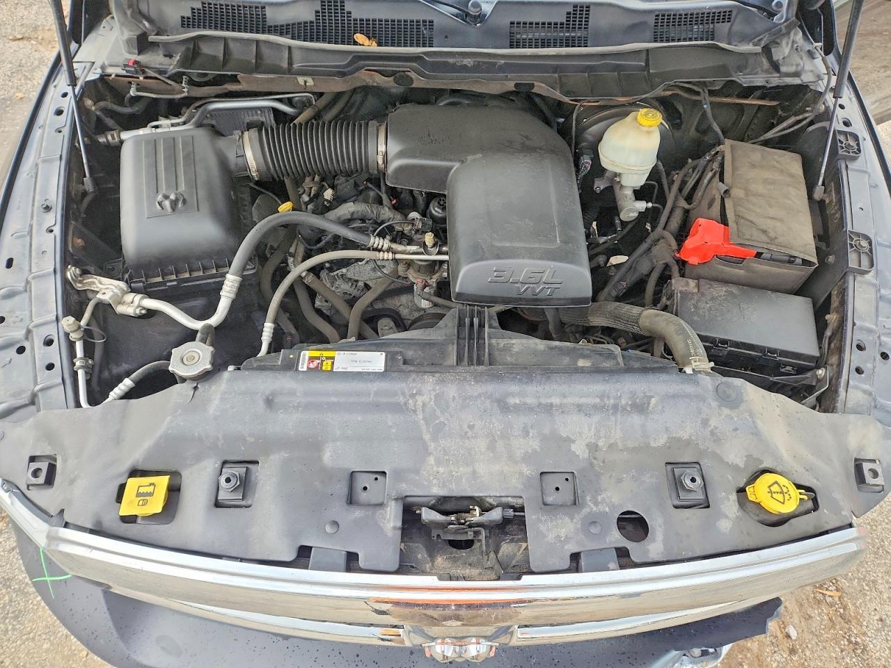 2014 Ram 1500 St - zdjęcie 11