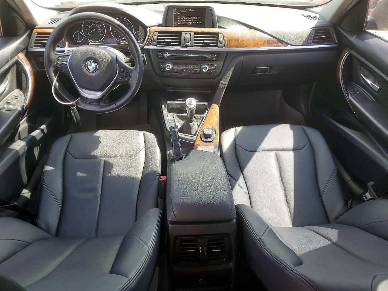 2015 BMW 328 I - zdjęcie 8