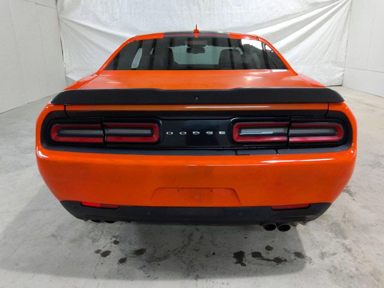 2017 Dodge Challenger Sxt - zdjęcie 6