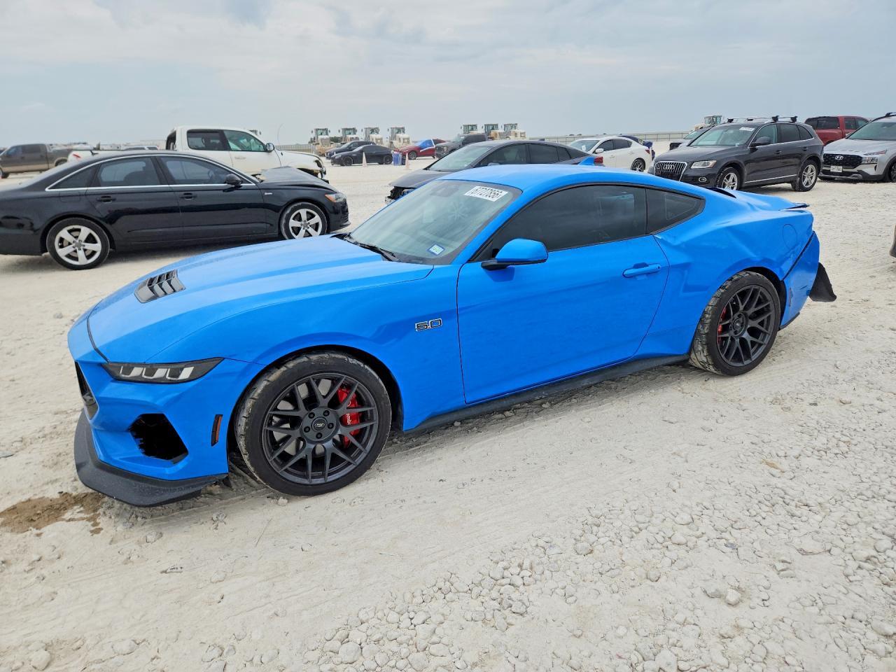 2024 Ford Mustang Gt - zdjęcie główne
