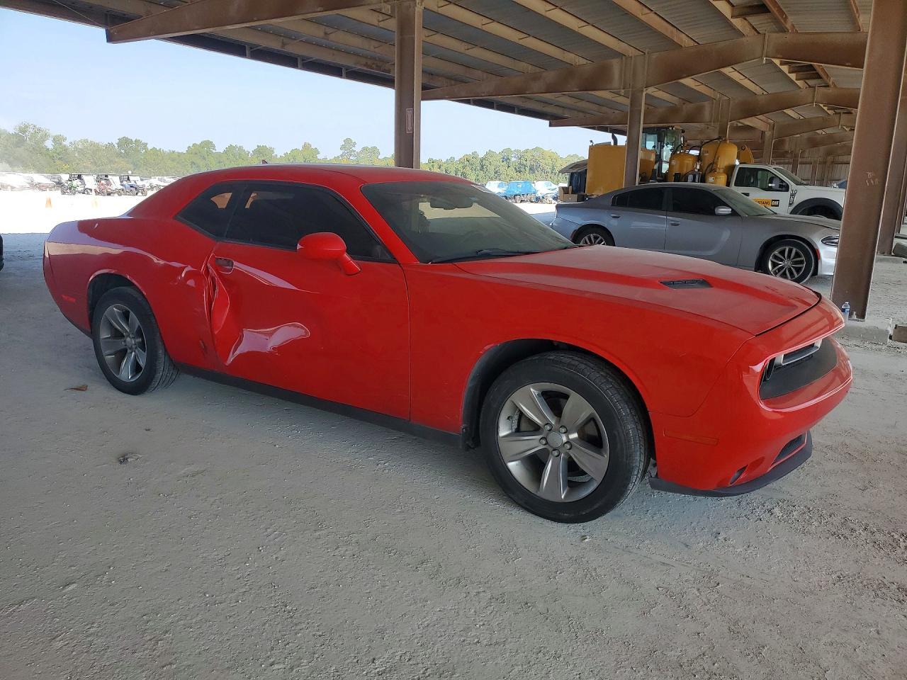 2015 Dodge Challenger Sxt - zdjęcie 4