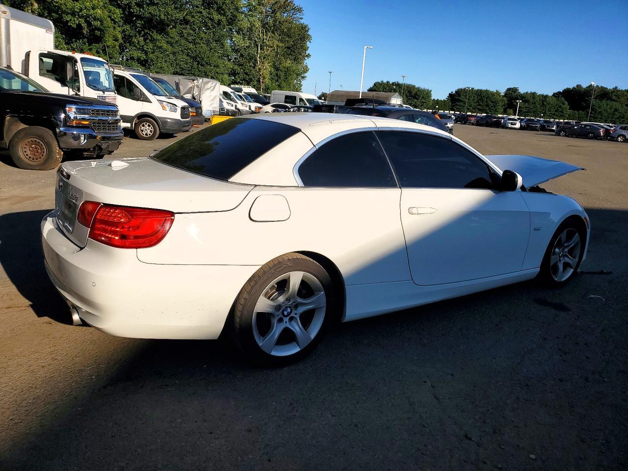 2013 BMW 335 I - zdjęcie 3