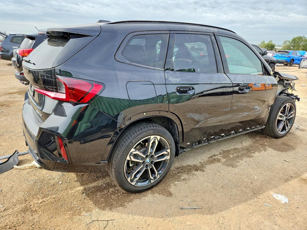 2023 BMW X1 xDrive28I - zdjęcie 3
