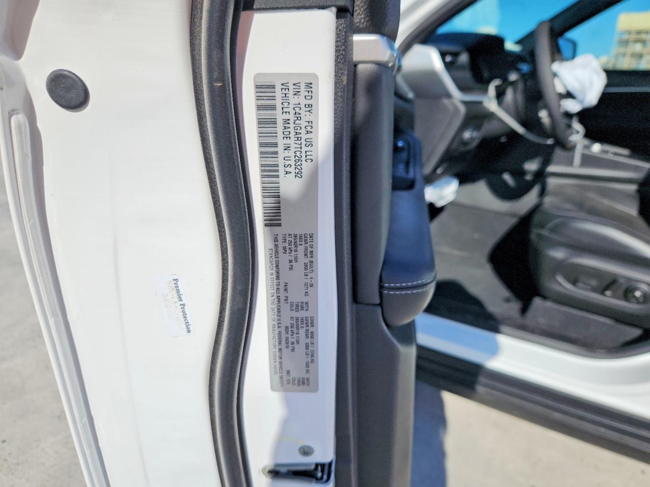 2026 Jeep Grand Cherokee Base - zdjęcie 13