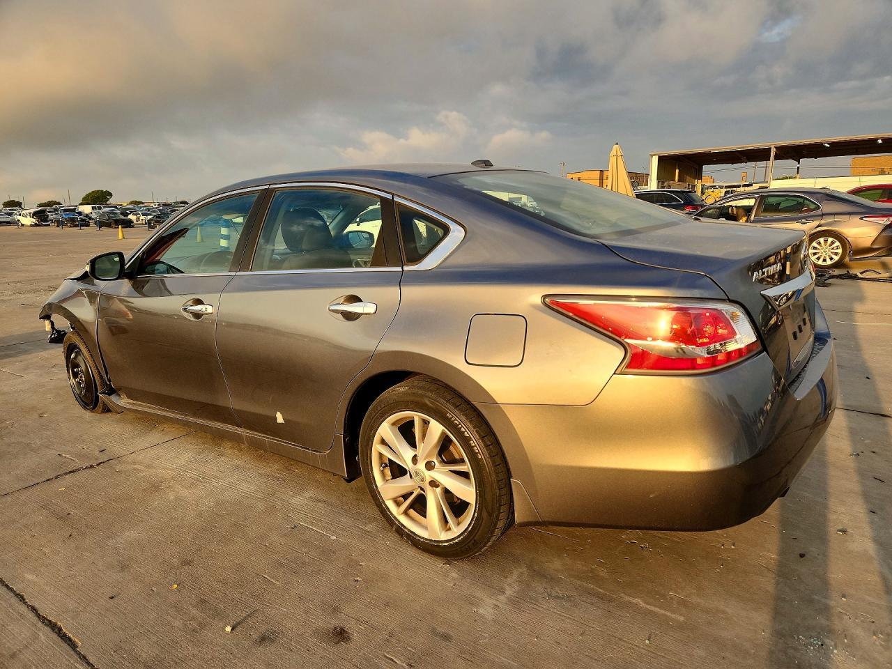 2015 Nissan Altima 2.5 Sv - zdjęcie 2
