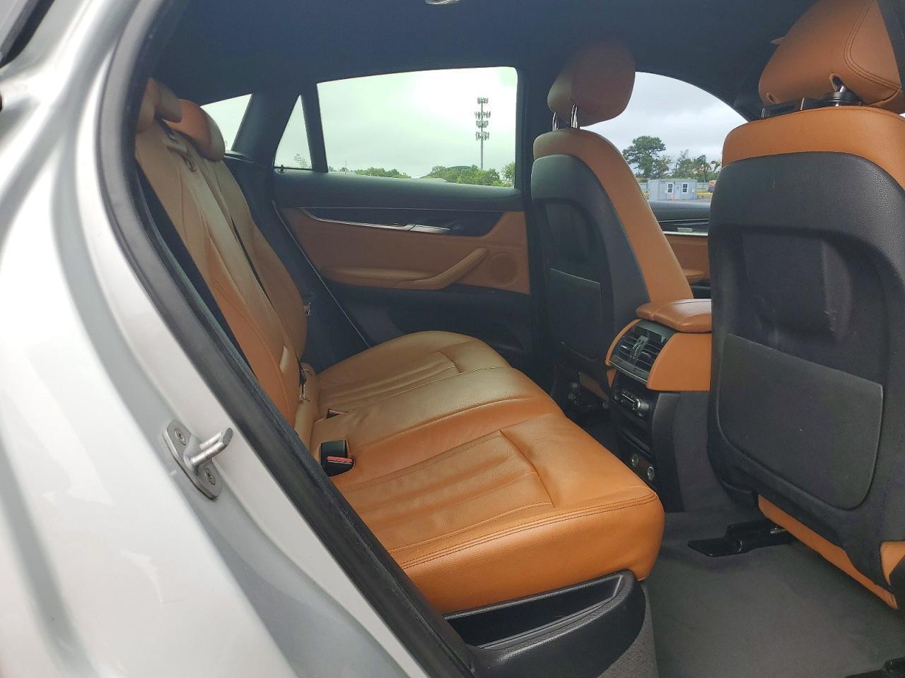 2019 BMW X6 xDrive35I - zdjęcie 11
