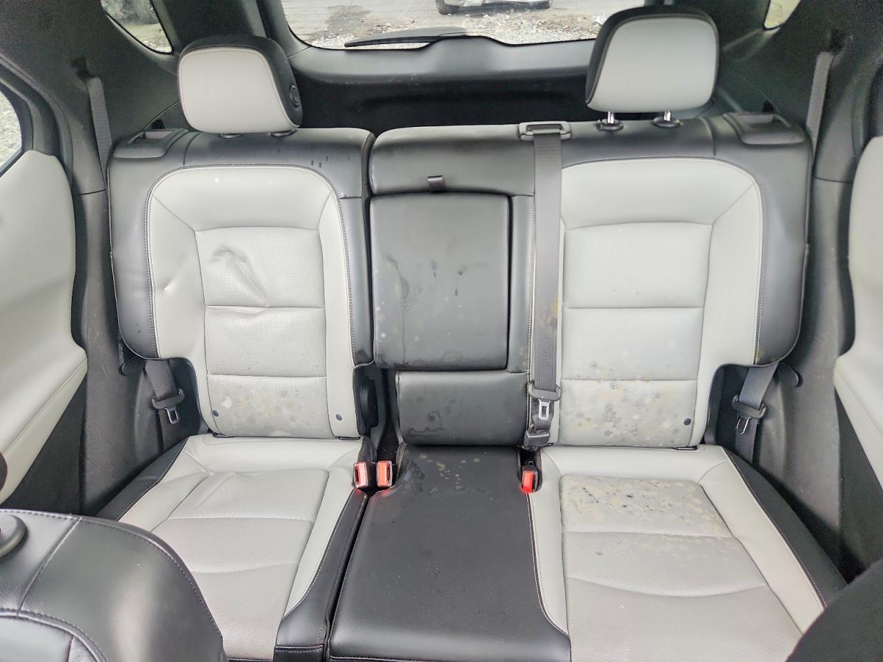 2018 Chevrolet Equinox Premier - zdjęcie 11
