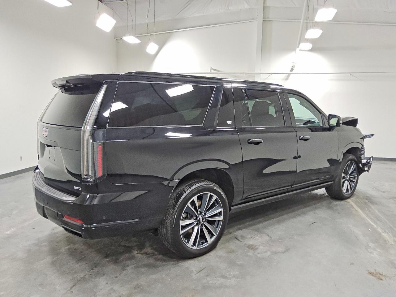 2025 Cadillac Escalade Esv Sport - zdjęcie 3