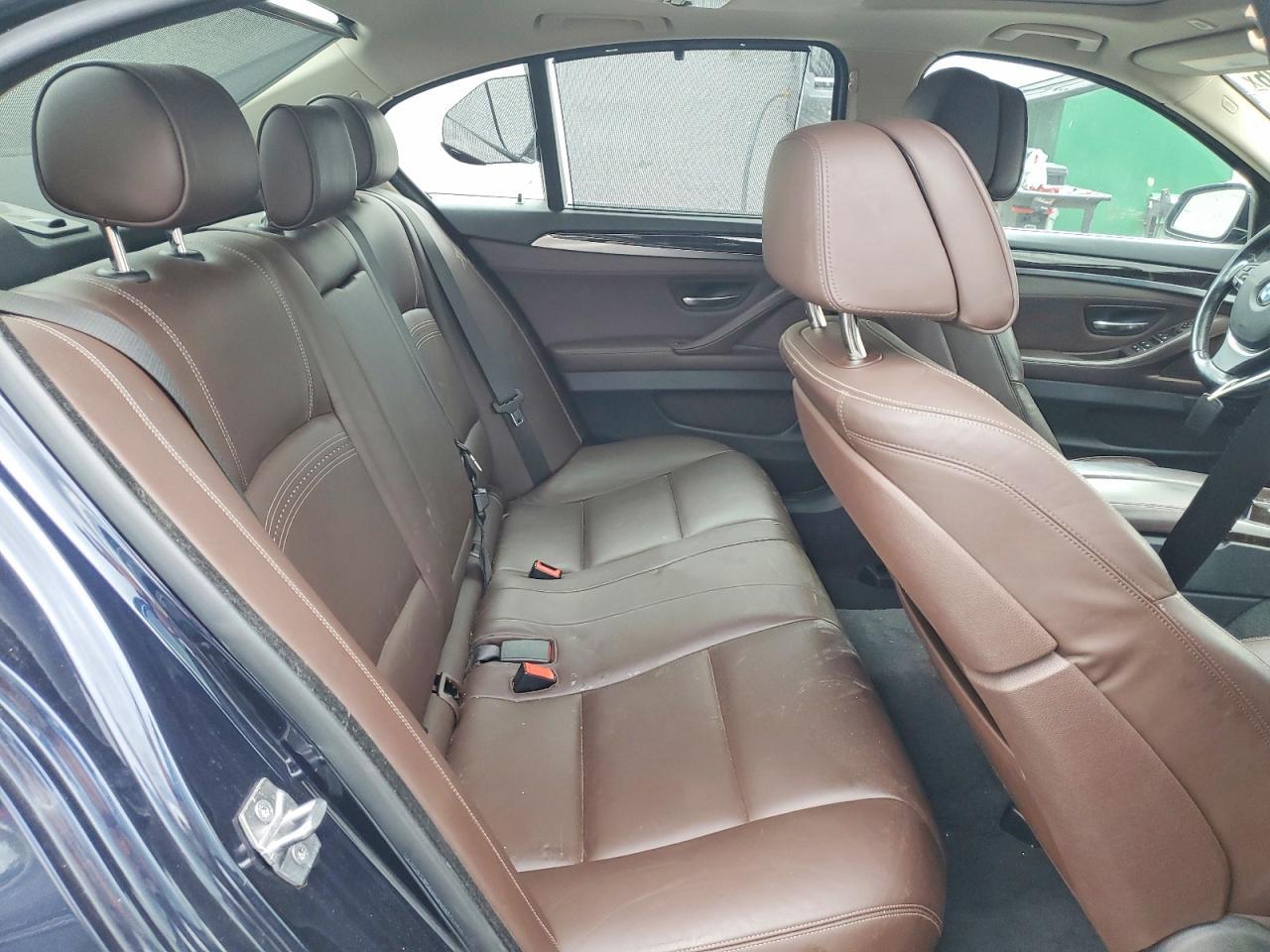 2016 BMW Seria 5 535i - zdjęcie 10