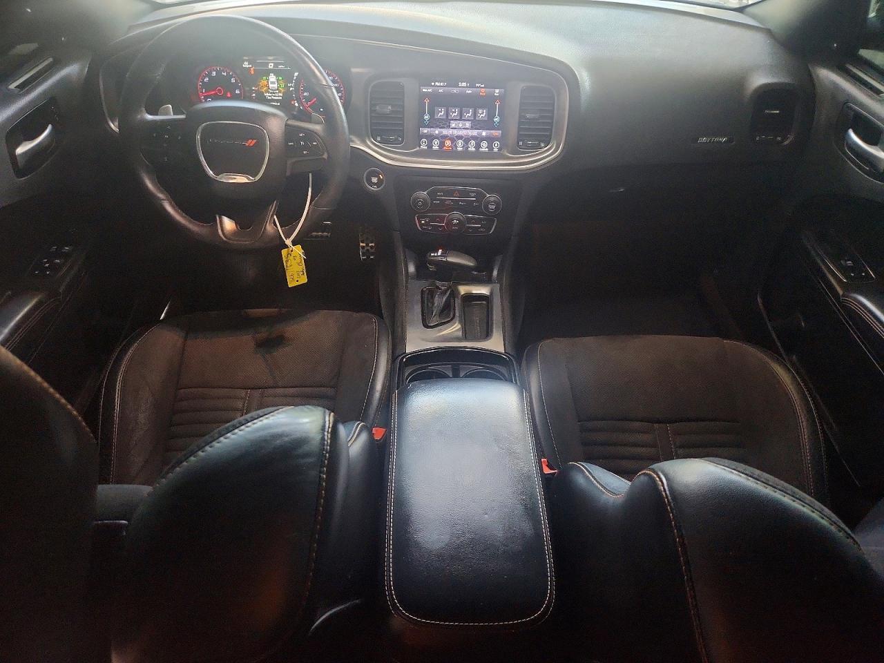 2017 Dodge Charger R - zdjęcie 8