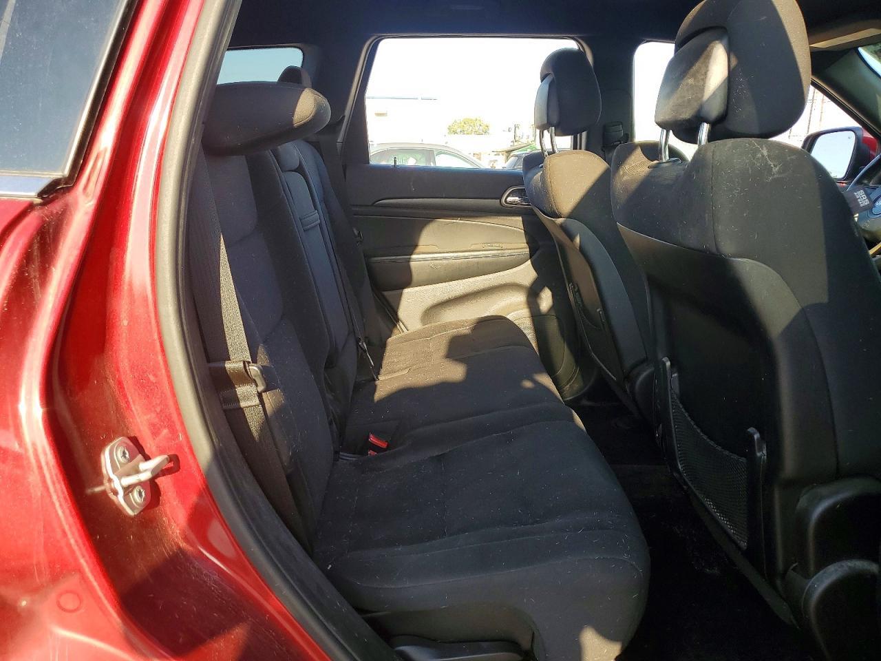 2015 Jeep Grand Cherokee Laredo - zdjęcie 11